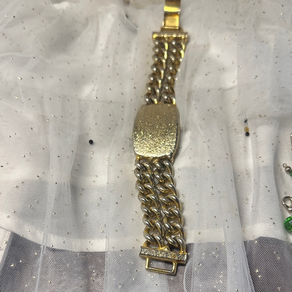Miami Cuban Link ID bracelet (Heavy)little wear and tear - Picture 10 of 17